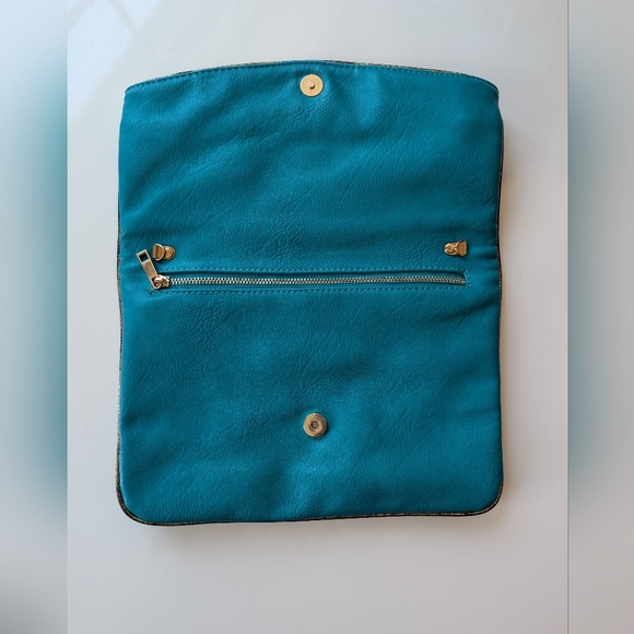 Urban Expressions Clutch Handbag - Picture 5 of 10